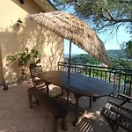 Casa Artigena ראפאלו